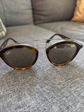 Ray-Ban Brown Tortoise Frame Sunglasses with mirror lens